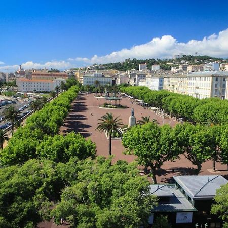 Appartement Climatise,Idealement Situe 100M Du Vieux Port. Bastia  Exterior photo