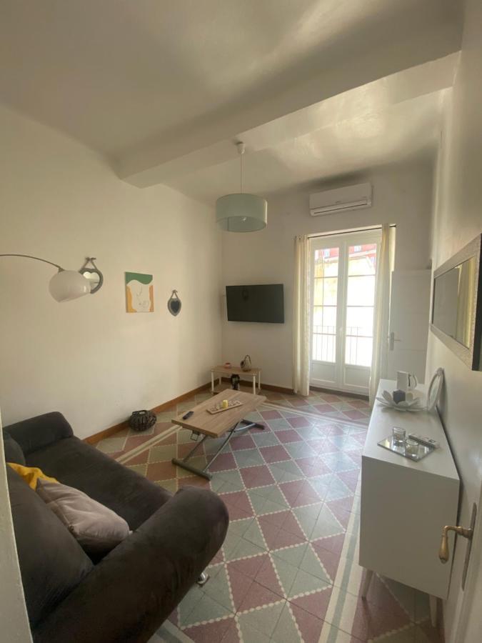 Appartement Climatise,Idealement Situe 100M Du Vieux Port. Bastia  Exterior photo